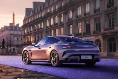 【獨家揭秘】小米SU7巴黎奧運驚艷亮相，工業(yè)刷背后的技術(shù)奇跡！