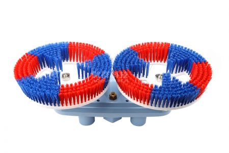 傲群光伏板清潔刷：助力光伏高效發(fā)電，守護(hù)能源收益?